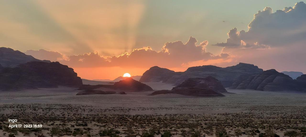 Wadi Rum Stargazing Camp Exterior foto